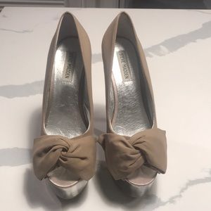 Steve Madden chrome and nude heels